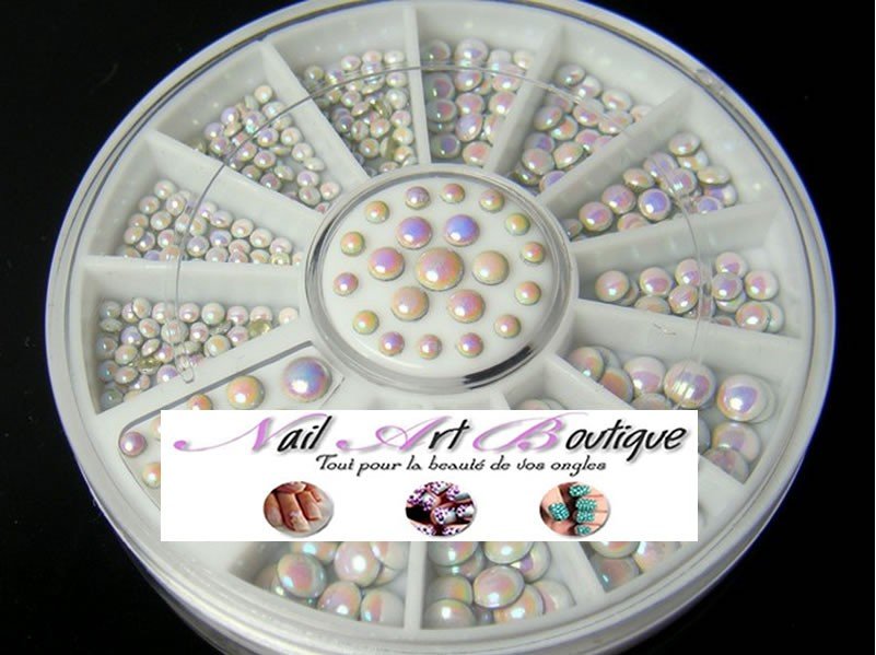 Carrousel de Studs Nacré pour Ongles