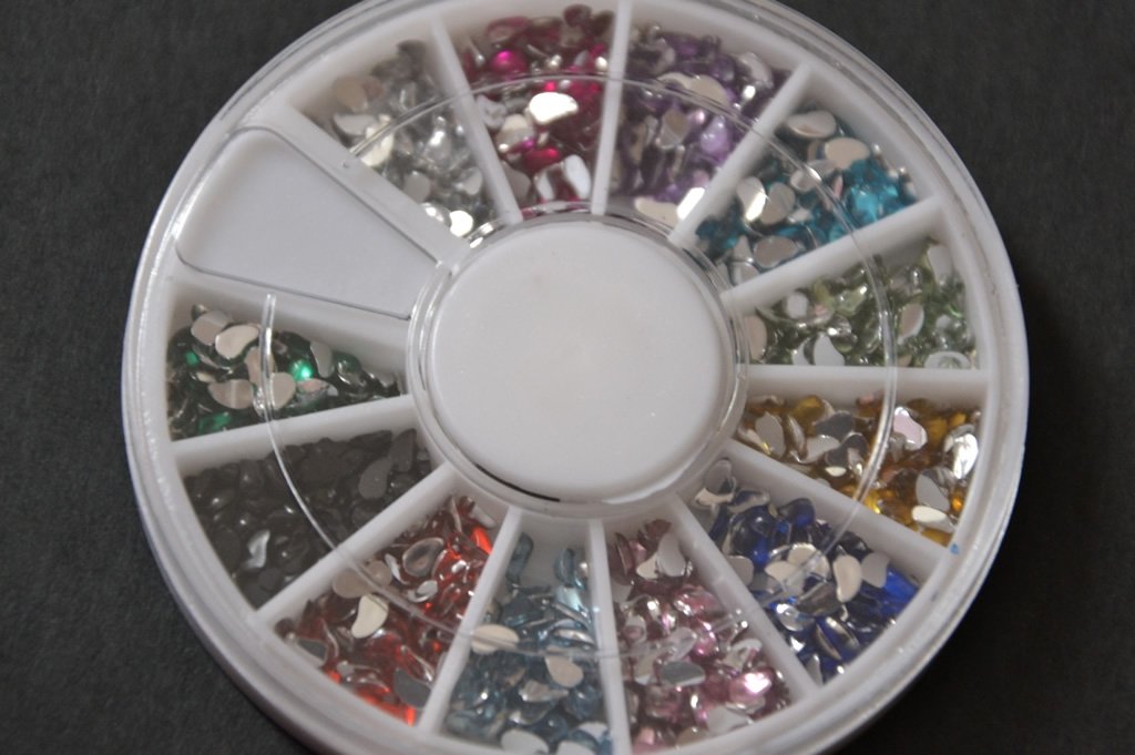 Carroussel de Strass Goutte pour Ongles