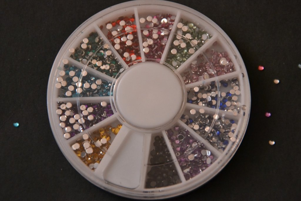 Carroussel de Strass ronds pour Ongles