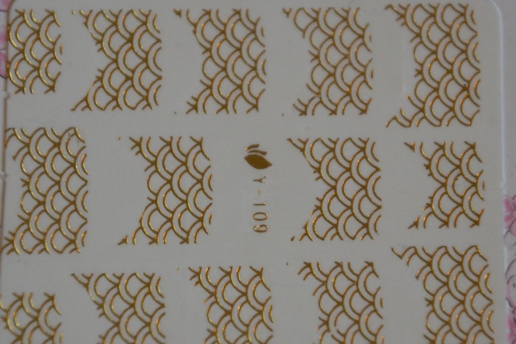 Autocollant Ongle Water Decal Motif Tuiles Dorées 109