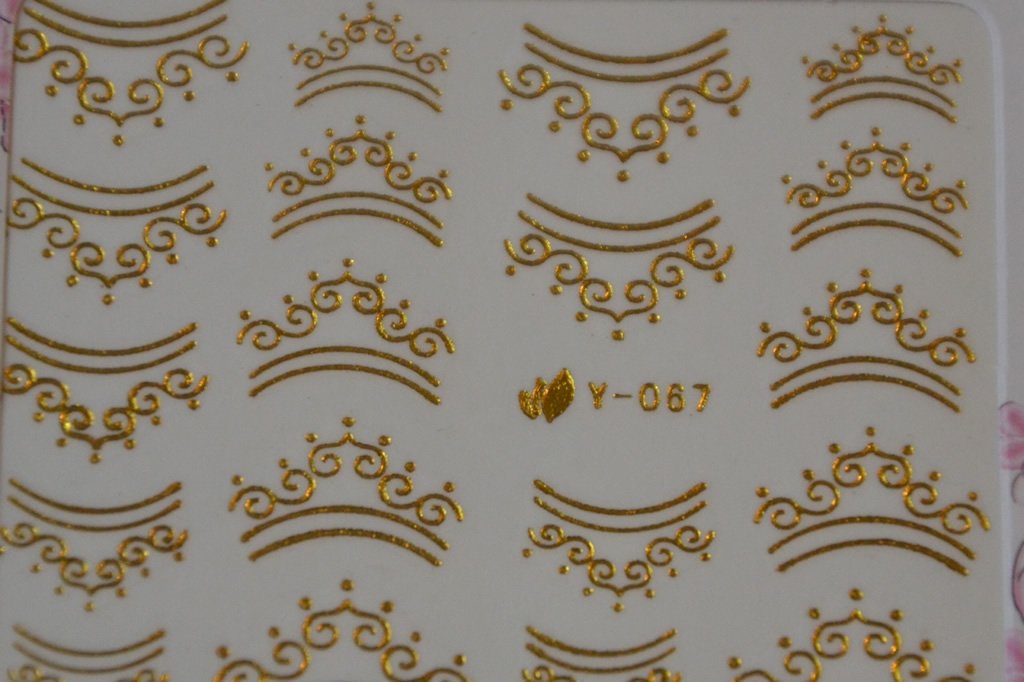 Autocollant Ongle Water Decal Couronne en Or 67