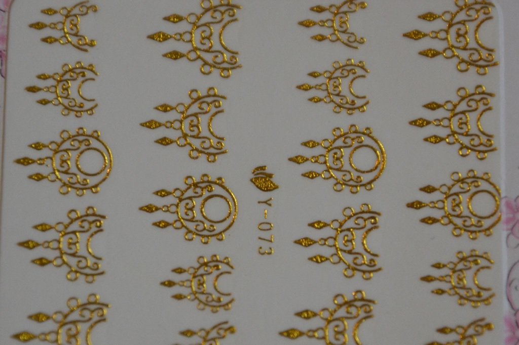 Autocollant Ongle Water Decal Jolie Couronne en Or 73