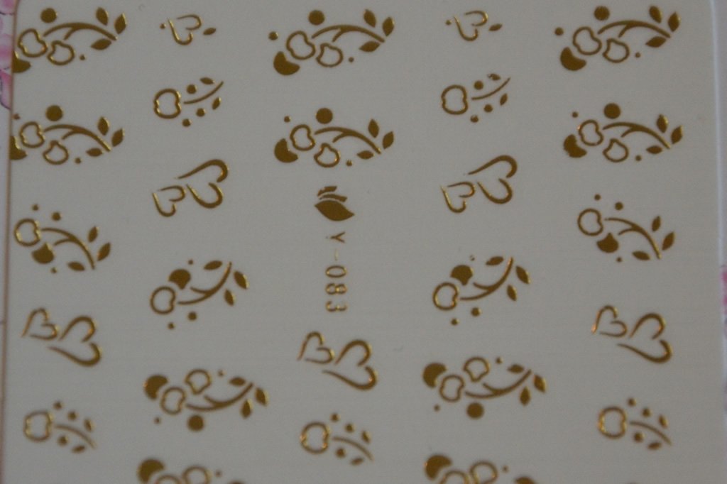 Autocollant Ongle Water Decal Petits Coeurs en Or 83